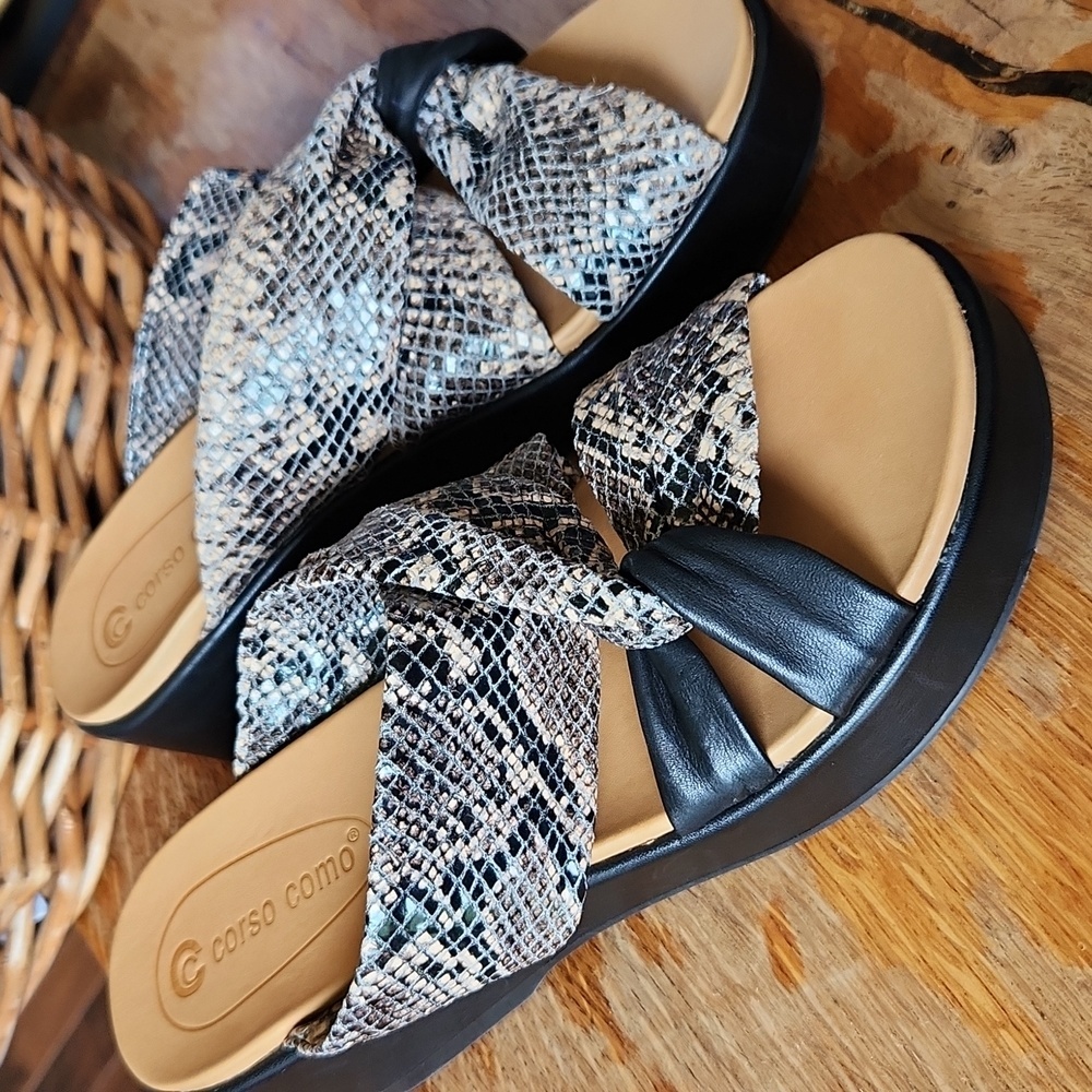 Corso Como Python Embossed Black Cream Women's Sandal Leather‎ Insole sz 7 M